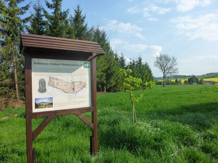 Informationstafel: Böhmische Enklave Niederleutersdorf
