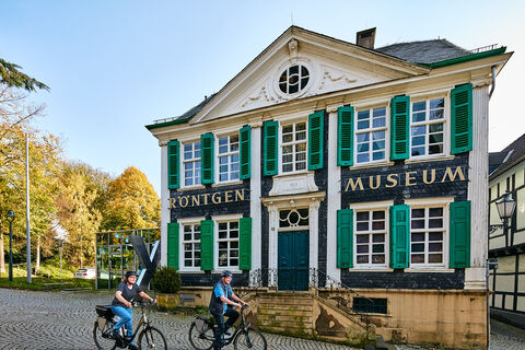 Panorama-Radweg Balkantrasse - Deutsches Röntgen-Museum