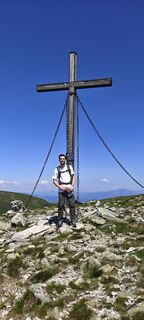 Fotografija s spletne strani Huba Csicsics na poti