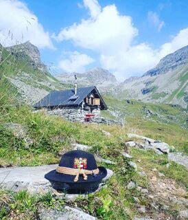 Blick auf die Hohe Leier am Talschluss vom Hintereggergraben, kurz vor dem Alplsee.