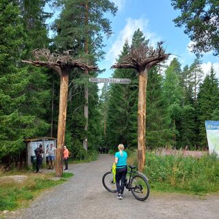 Am Helvetin Portti, Eingang zum Park