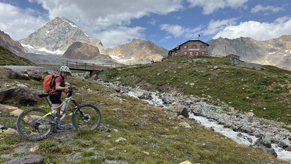 Fotografia z Robert Fritz na trase