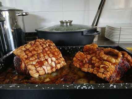 Schweinsbraten Schmollhube.jpg