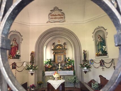 Blick in die Kapelle