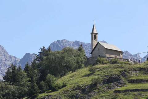 Die Kirche der Heiligen Petrus, Marcellinus und Erasmus