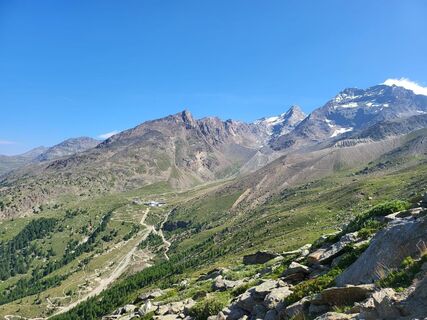 Blick zurück zur Bergstation Kreuzboden