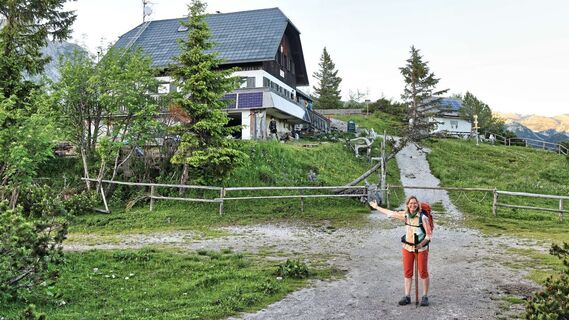 Ziel erreicht - die Sonnschienhütte