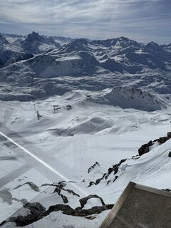 Fotografia z Paul Juritsch na trase