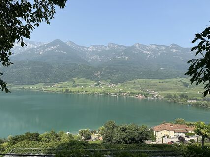 Fotografia z Johann Brandauer na trase