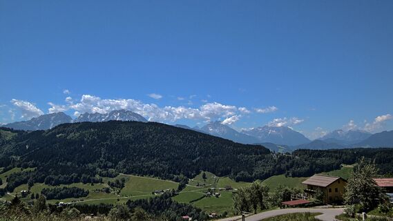 Panorama vor dem Mautschranken