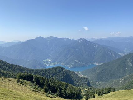 Zdjęcie z Nicola Biancardi wzdłuż trasy