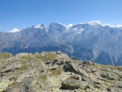 Blick auf die Berge von Saas-Grund