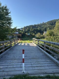 Fotografija s spletne strani Kreva89 na poti