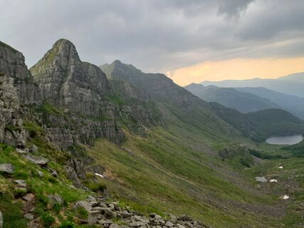 Monte Giovo und Grotta Rosa