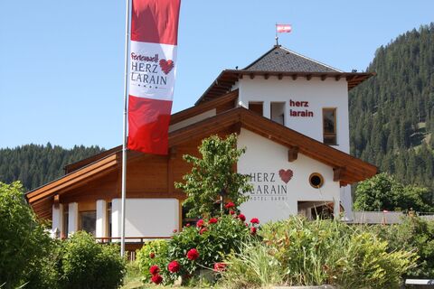 Hotel Herz Larain