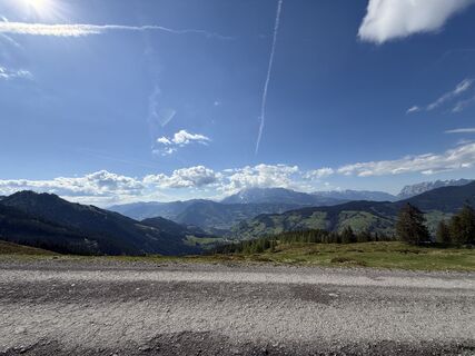 Fotografija s spletne strani Noah Roe na poti