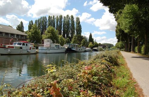 Corbie_Boote_Schlepp(c)SommeTourisme-DMarechal