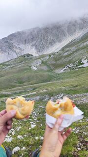Fotografija s spletne strani Ivana Kostic na poti