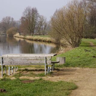 Bank an der Niers in Wachtendonk