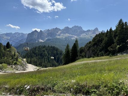 Fotografija s spletne strani Nina Kämpfe na poti