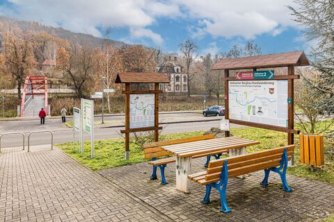 Rastplatz an der Mulde entlang des Roßweiner Bergbaupfad Tour 2