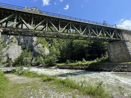 Kuva osoitteesta Martin U. Petra Hirsch matkan varrella