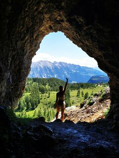 Blick aus dem Schafloch auf den Grimming