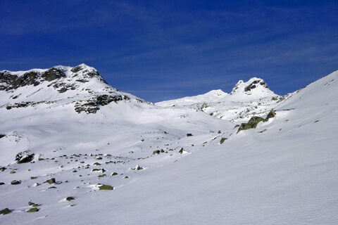 skitour-hochgasser-ausblick-c-thomas-mariacher