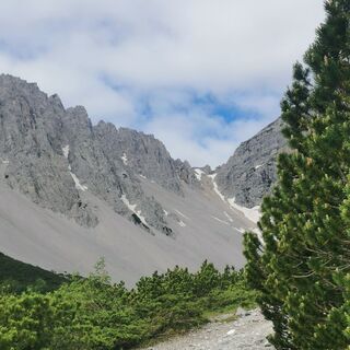 Aufstieg zum Lafatscherjoch mit Blick zum Stempeljoch