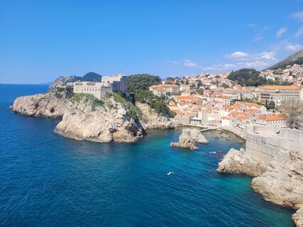 Fotografija s spletne strani schenkeli na poti