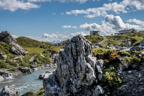 Segenshütte mit Besucherpavillon Sardona