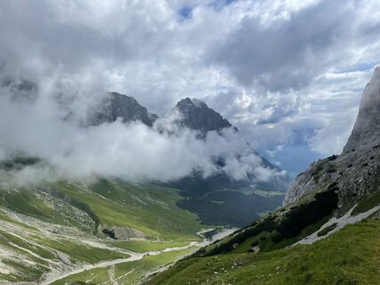 Zdjęcie z Sebastian Keßler wzdłuż trasy