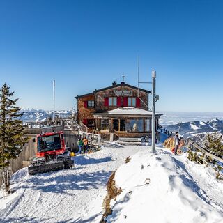 Ostlerhütte auf dem Gipfel des Breitenbergs
