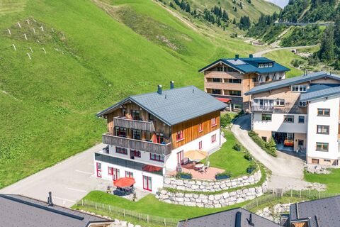 Haus Rothorn