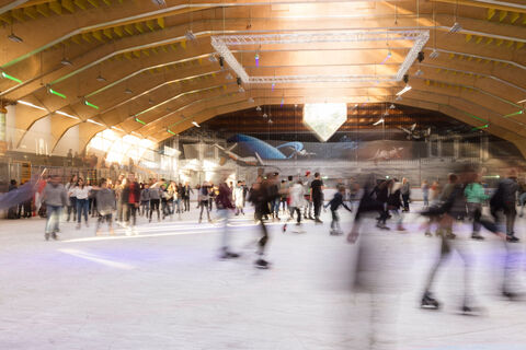 Kurfenspaß in der Eishalle