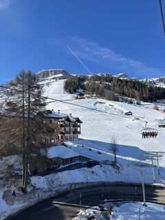Fotografija s spletne strani Marcojaffei na poti