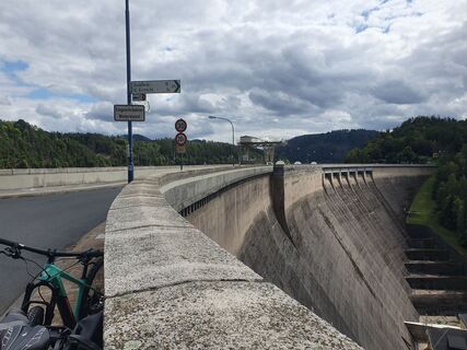 Fotografija s spletne strani Steve Hensel na poti