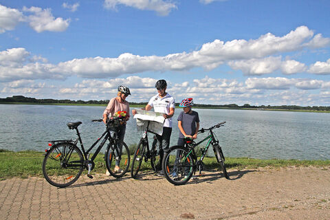 Rast auf der Germanenroute am Alfsee