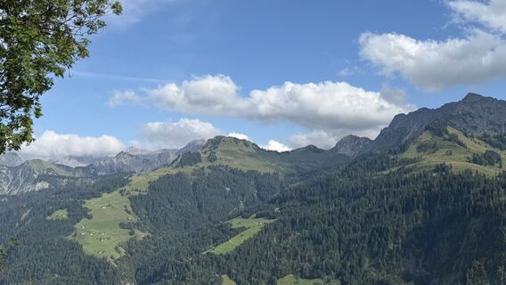 Fotografija s spletne strani Axel Morgenstern na poti