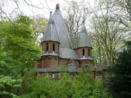 Mausoleum im Etelser Schlosspark