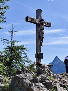 Fotografija s spletne strani Margit Leitner 1 na poti