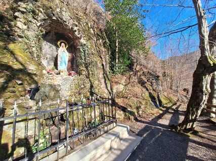 Die Lourdesgrotte von Utzenfeld