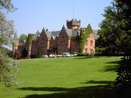 Schloß / Klinik Waldleiningen