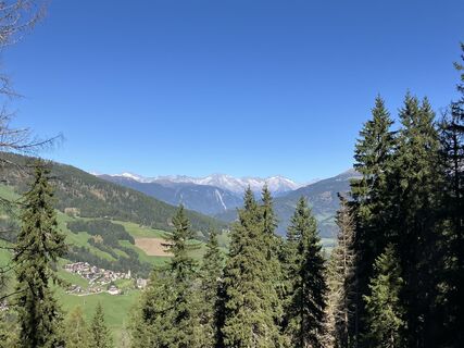 Foto van andrea calabria langs de tour