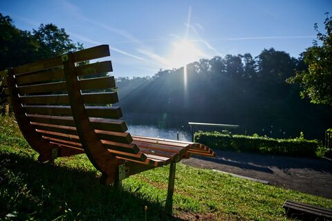 Hügelsofa Tiefer See