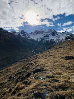 Fotografia z Simon Liranzo na trase