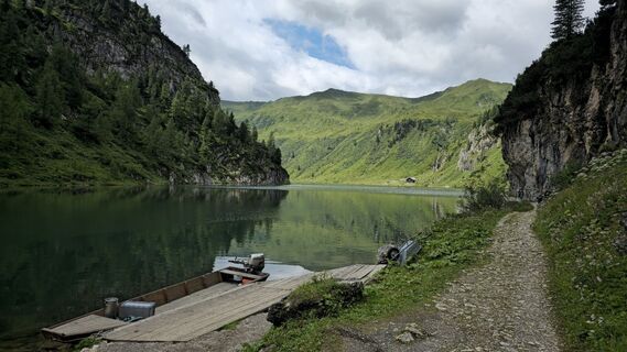 Foto da Simon Faißt lungo il tour