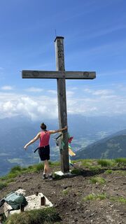 Foto von A. D. 2 entlang der Tour