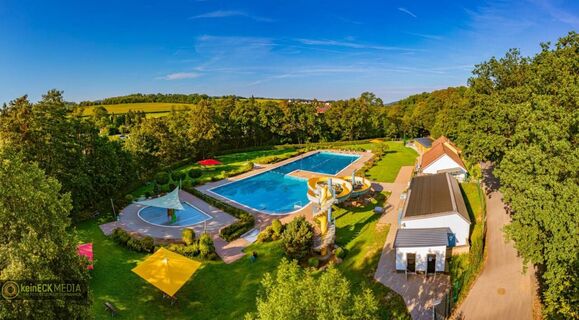 Freibad Schleusingen - KeinEckMedia - Robert Fehringer