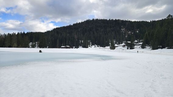 Wildmoossee mit Almhaus